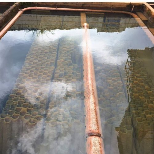 Abastecimento de água é reduzido em Tambaú (SP) após chuvas intensas impactar o sistema de captação e tratamento