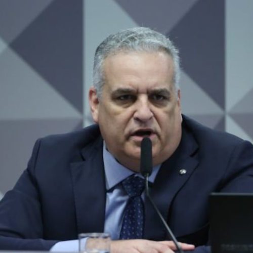 Gaspar reage a acusações e aciona PF, STF e PGR contra parlamentares