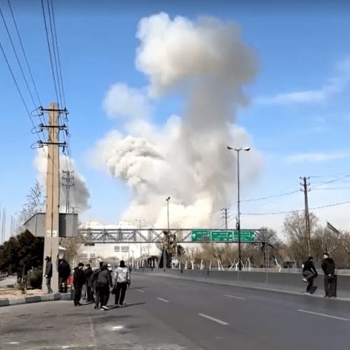 Guerra no Oriente Médio completa 14 dias com escalada de ataques e impactos econômicos