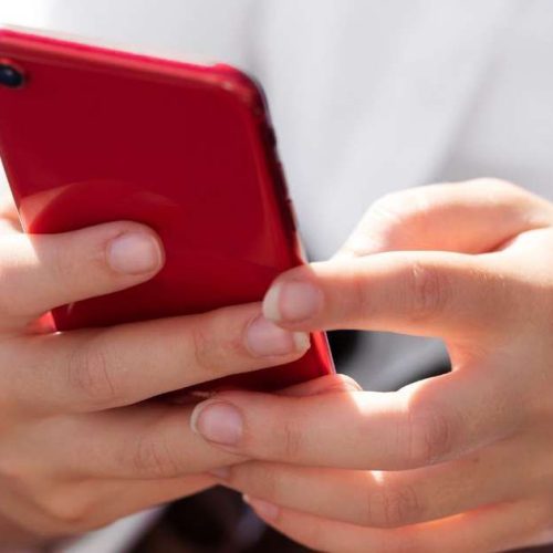 Happn lança ferramenta para combater perfis falsos criados por IA