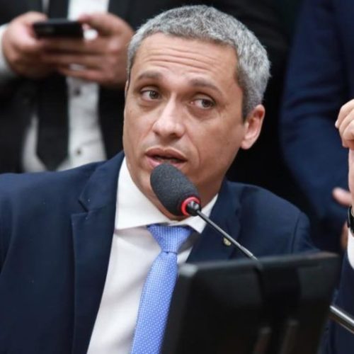 PF indicia deputado federal Gustavo Gayer por desvios de cota parlamentar