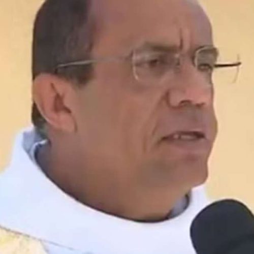 Justiça condena padre da Igreja Católica por desvio de eletrônicos e impõe devolução de R$ 525 mil