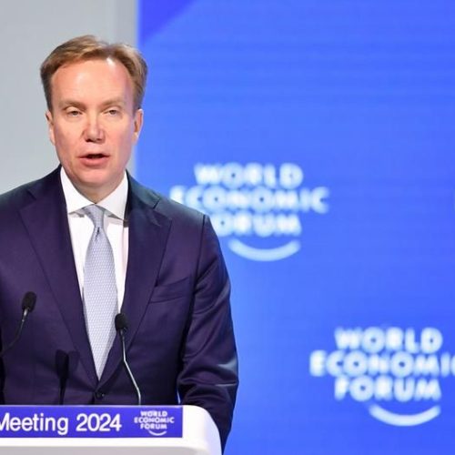 Caso Epstein leva presidente do Fórum Econômico Mundial à renúncia