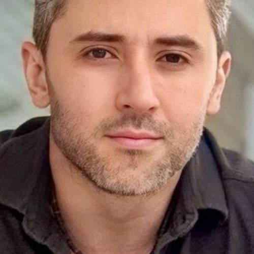 Ausência em audiência leva à prisão de influenciador brasileiro pelo ICE nos EUA