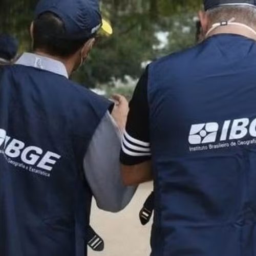 IBGE abre mais de 8 mil vagas com salários de até R$ 4 mil; inscrições já estão abertas