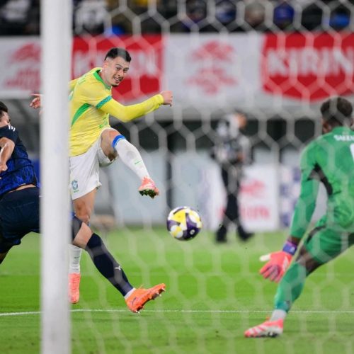 Japão quebra tabu de 36 anos e vence Brasil pela primeira vez na história