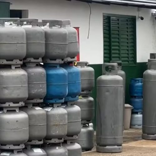 Gás de cozinha sobe; no interior de SP valor tem chegado a R$ 130 o botijão