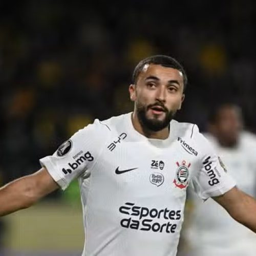 Corinthians empata com Peñarol e garante liderança do grupo na Libertadores