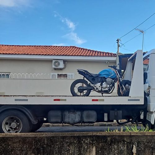 Denúncia leva à apreensão de moto usada para causar perturbação