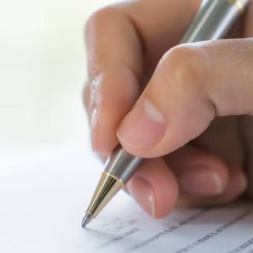 Concurso em São Carlos oferece 45 vagas com salários de até R$ 9,8 mil