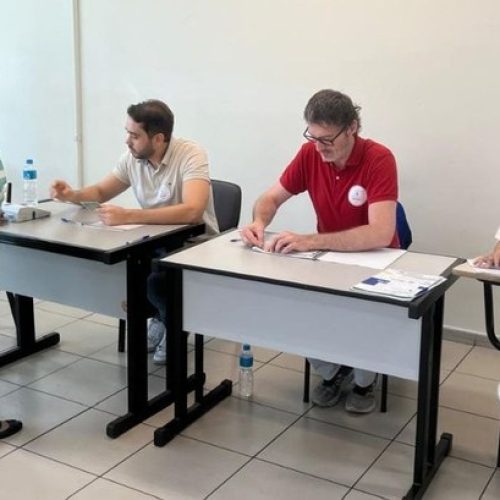 Atenção mesários: Justiça Eleitoral começa a convocar por WhatsApp em SP