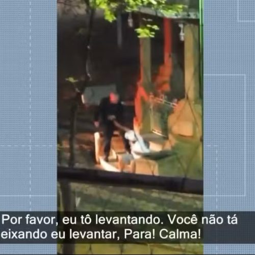 Vídeo mostra GCM agredindo covardemente um homem em situação de rua