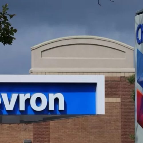 Chevron retoma envio de petróleo da Venezuela aos EUA após pausa
