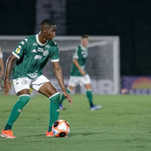 Sem espaço no Guarani, João Victor negocia saída para o futebol europeu