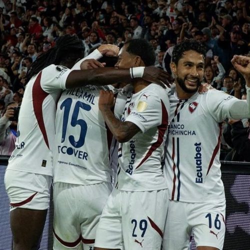 LDU atropela Palmeiras em Quito e encerra invencibilidade alviverde na Libertadores