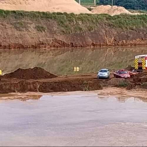 Tragédia em mineradora: operador morre após trator afundar em tanque de lama no interior de SP
