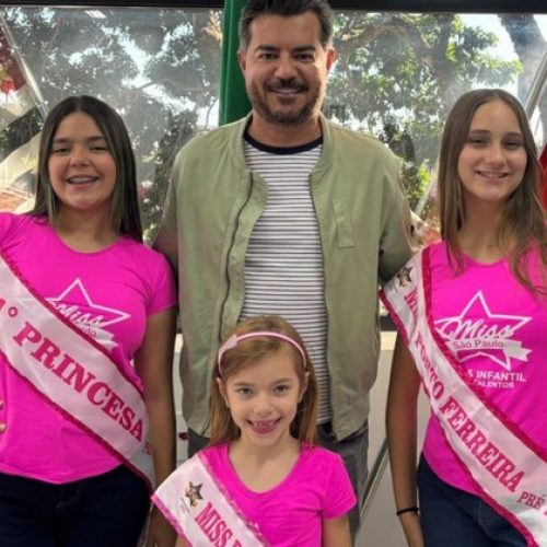 Beatriz Barbosa da Silva, Estelle Traldi e Marília Bagagini Salviatto representam Porto Ferreira no Miss São Paulo Teen Infantil
