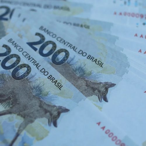 Notas falsas de R$ 200 disparam e já representam um terço das cédulas falsificadas no Brasil