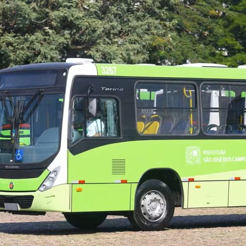 Homem é preso por estupro e ameaça contra três meninas em ônibus
