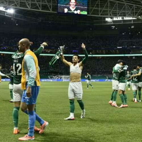 Palmeiras supera LDU com virada histórica e garante vaga na final da Libertadores