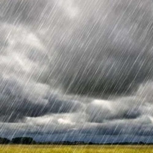 Ciclone e frente fria mudam o tempo, enquanto calor pode passar dos 40°C