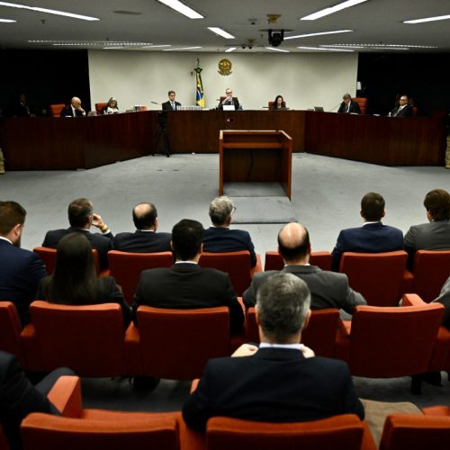 STF retoma julgamento de Bolsonaro com voto de Cármen Lúcia, que pode definir destino dos réus