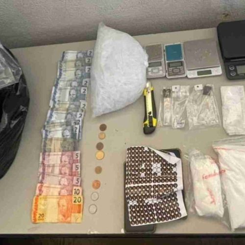 Polícia Militar apreende mais de 2kg de drogas e prende dois homens em Descalvado