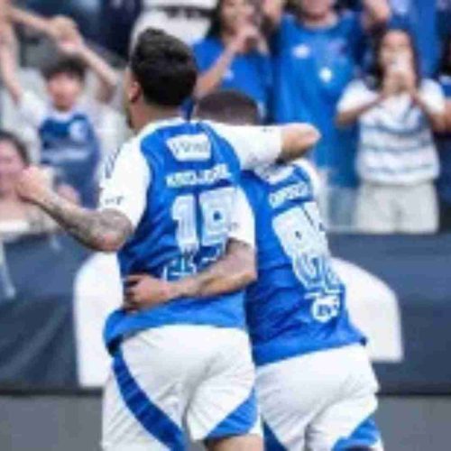 Cruzeiro goleia Juventude e segue líder do Brasileirão