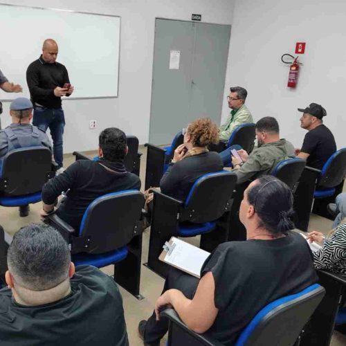Capitão PM da 3ª CIA participa de reunião para planejamento de segurança da FEIFE 2025 de Porto Ferreira