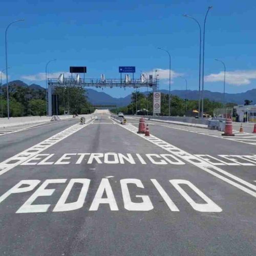 Governador de SP – Tarcísio de Freitas está encurralado pela expansão dos pedágios no litoral