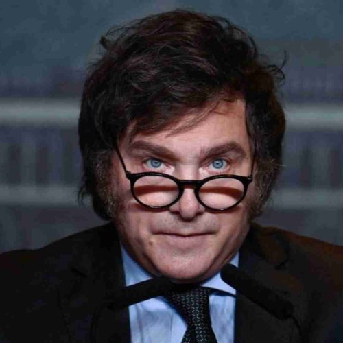 Argentina sob Milei: entusiasmo político não basta para vencer a crise econômica crônica
