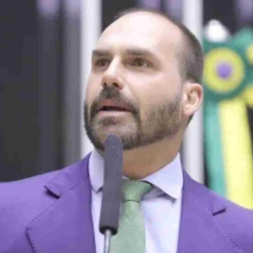 Eduardo Bolsonaro diz buscar mais sanções contra Alexandre de Moraes nos EUA e pressiona por anistia no Brasil