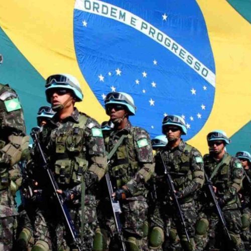Exército Brasileiro adverte seu quadro de militares sobre o uso de redes sociais e manifestações Político-Partidárias