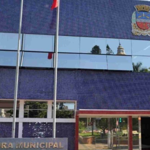 Vereadores de Porto Ferreira denunciam Prefeitura ao MP por suspeita de contrato superfaturado na Educação
