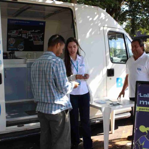 Laboratório Móvel da BRK realiza análises gratuitas da qualidade da água em Porto Ferreira