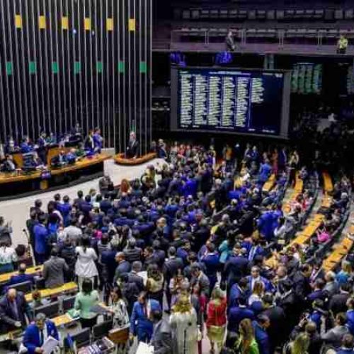 Câmara dos Deputados Federais do Brasil é a mais cara do mundo