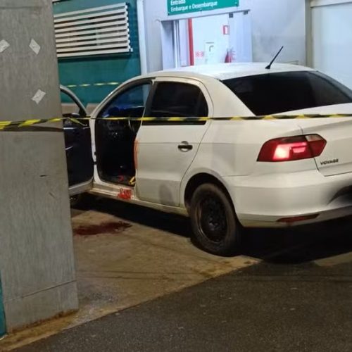 Casal é baleado dentro de carro após suposta cobrança de dívida em Araraquara