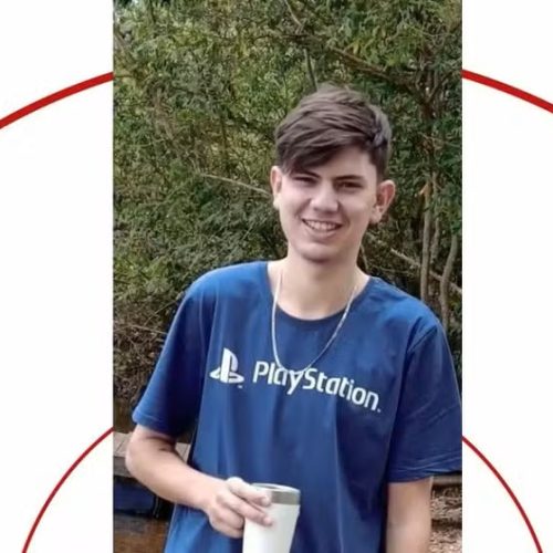 Jovem de 21 anos morre após bater moto contra árvore no interior Paulista