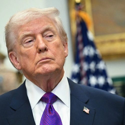 Trump ameaça cortar todo o comércio com a Espanha após impasse militar