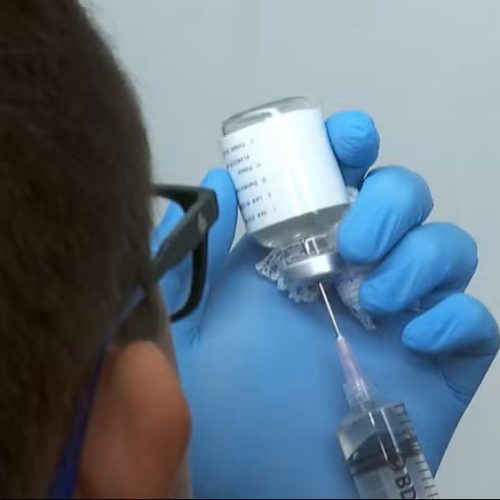 Nova vacina contra gripe recruta idosos para testes em Ribeirão Preto
