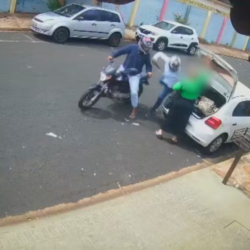 Professora tem joias avaliadas em R$ 440 mil roubadas