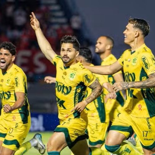 Mirassol atropela São Paulo com show no Maião e mantém invencibilidade