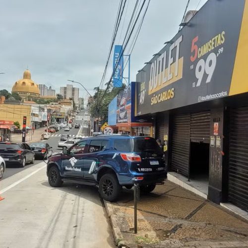 Receita Federal fecha três lojas e apreende milhares de produtos suspeitos no interior paulista