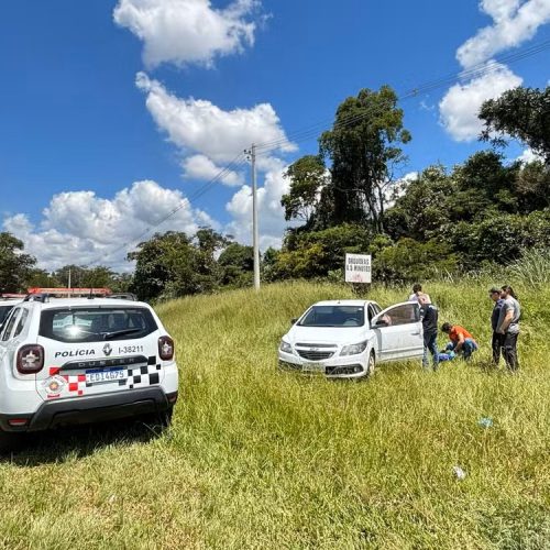 Suspeito de roubo a residência morre em confronto com a PM na rodovia Washington Luís, em São Carlos