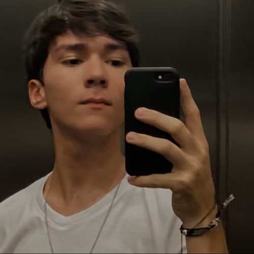 Redação “difícil” vira zero na Fuvest e estudante aciona a USP